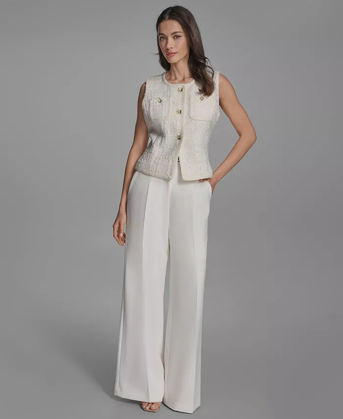 Женский фактурный жилет с круглым вырезом, застегивающийся на пуговицы спереди и широкие брюки со складками BCBG, белый
Женский фактурный жилет с круглым вырезом, застегивающийся на пуговицы спереди и широкие брюки со складками BCBG, белый