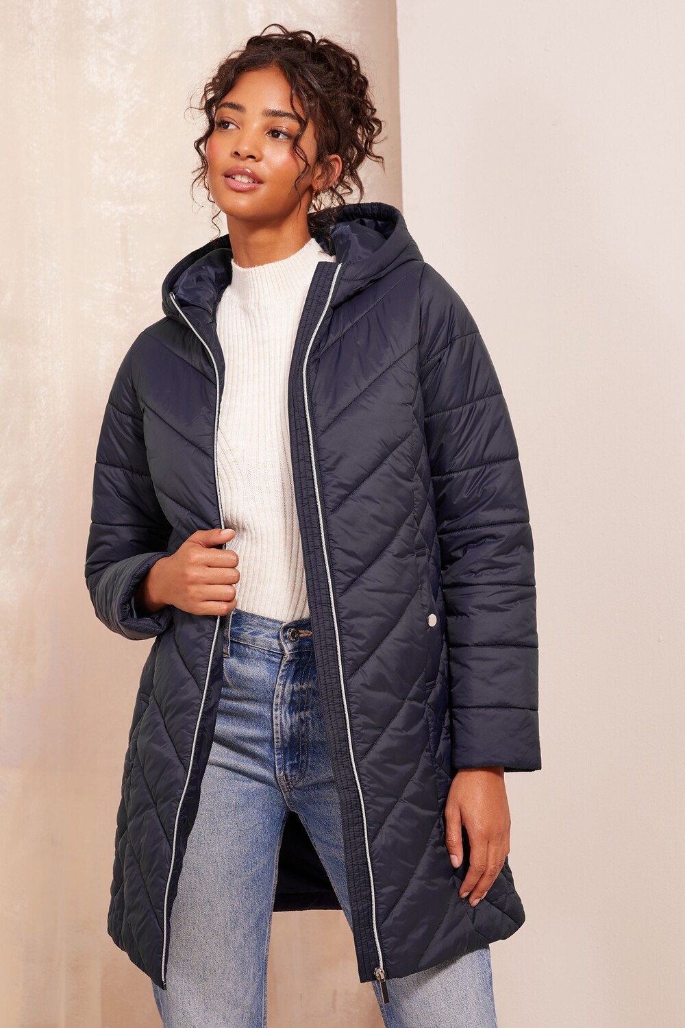 Стеганая куртка средней длины Friends Like These, синий
Стеганая куртка средней длины Friends Like These, синий