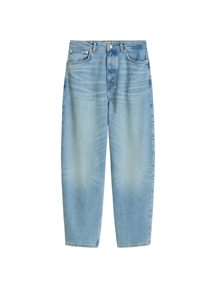 Marc O'Polo Джинсы модели Лары, укороченные, среднего синего цвета
Marc O'Polo Джинсы модели Лары, укороченные, среднего синего цвета