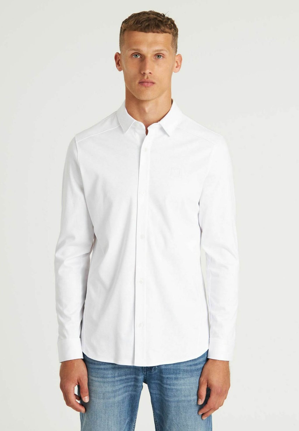 Рубашка ARCHER.L SOL - Formal shirt CHASIN', белый
Рубашка ARCHER.L SOL - Formal shirt CHASIN', белый