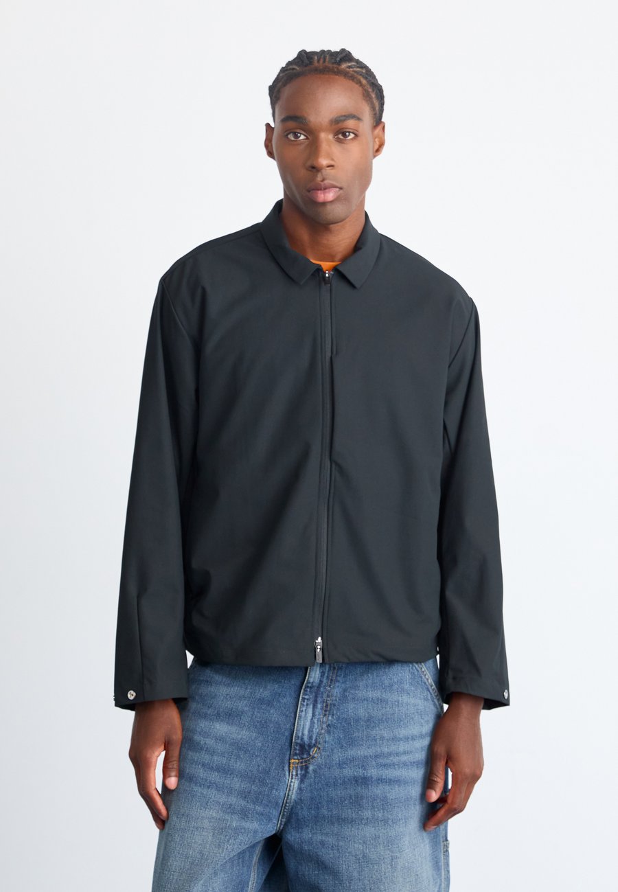 Куртка Nike Sportswear Summer jacket, Black
Куртка Nike Sportswear Summer jacket, Black