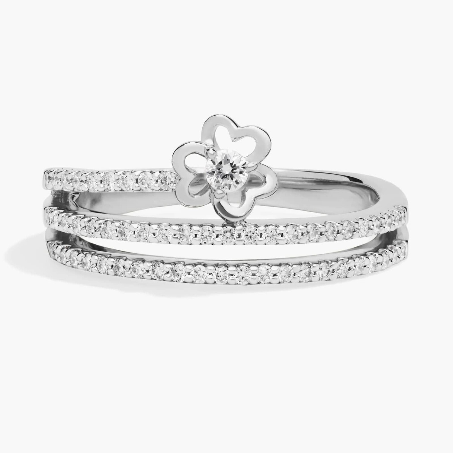 Кольцо с 3 рядами бриллиантов в форме лепестков сердца из белого золота 14 карат (1/3 карата) Blue Nile
Кольцо с 3 рядами бриллиантов в форме лепестков сердца из белого золота 14 карат (1/3 карата) Blue Nile