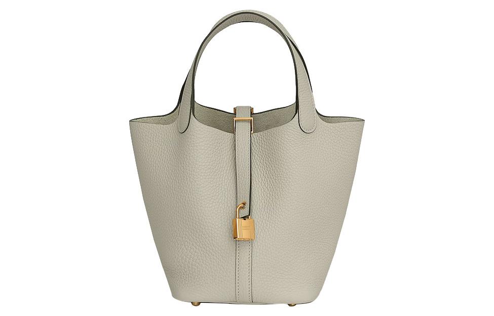 Пикотин Лок Клеменс Бычья Кожа Сумка Корзинка Ведерко 18 Женская Q1 Шалфей Шалфейный Зеленый HERMES
Пикотин Лок Клеменс Бычья Кожа Сумка Корзинка Ведерко 18 Женская Q1 Шалфей Шалфейный Зеленый HERMES