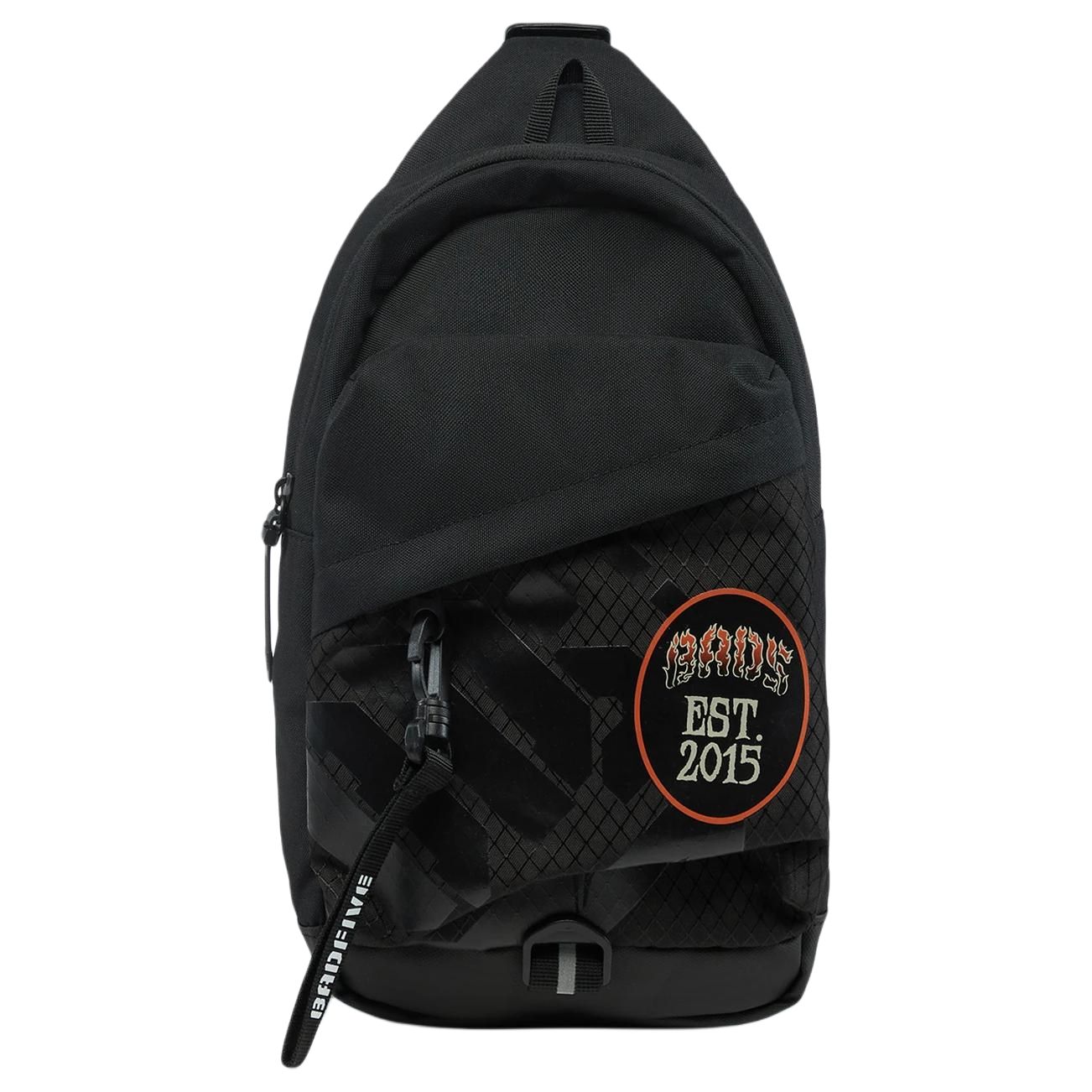 LINING Сумка через плечо унисекс черная, Black
LINING Сумка через плечо унисекс черная, Black