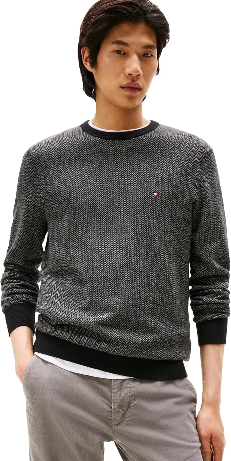 Мужской свитер Tommy Hilfiger с круглым вырезом и узором «елочка» из хлопка и кашемира, Black/Medium Grey Heather
Мужской свитер Tommy Hilfiger с круглым вырезом и узором «елочка» из хлопка и кашемира, Black/Medium Grey Heather