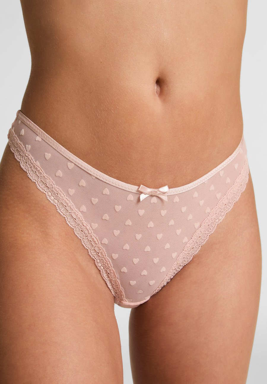 Трусы Hunkemöller PHOEBE, Pink
Трусы Hunkemöller PHOEBE, Pink