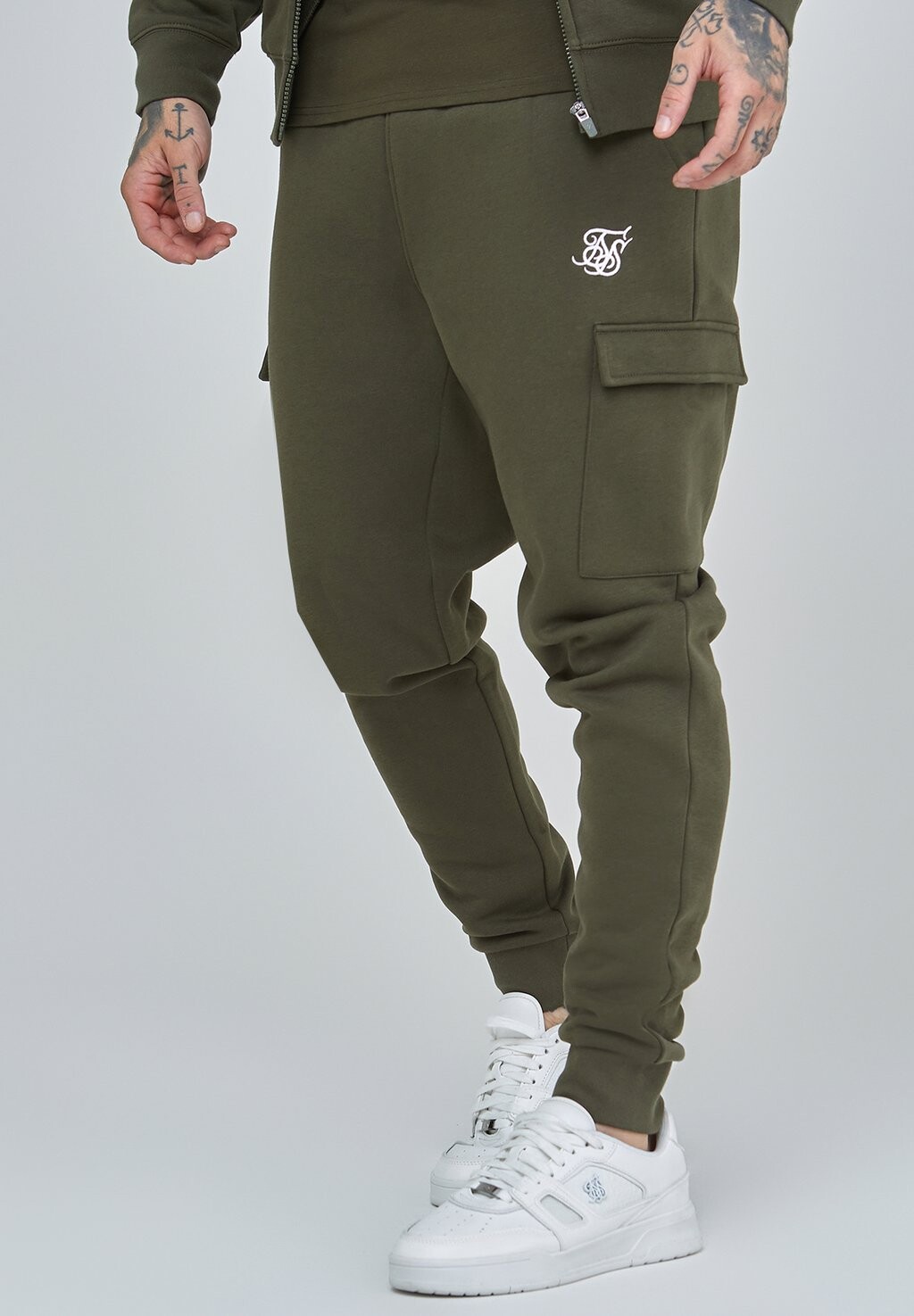Спортивные брюки Essential Cargo Pocket SIKSILK, хаки 
Спортивные брюки Essential Cargo Pocket SIKSILK, хаки
