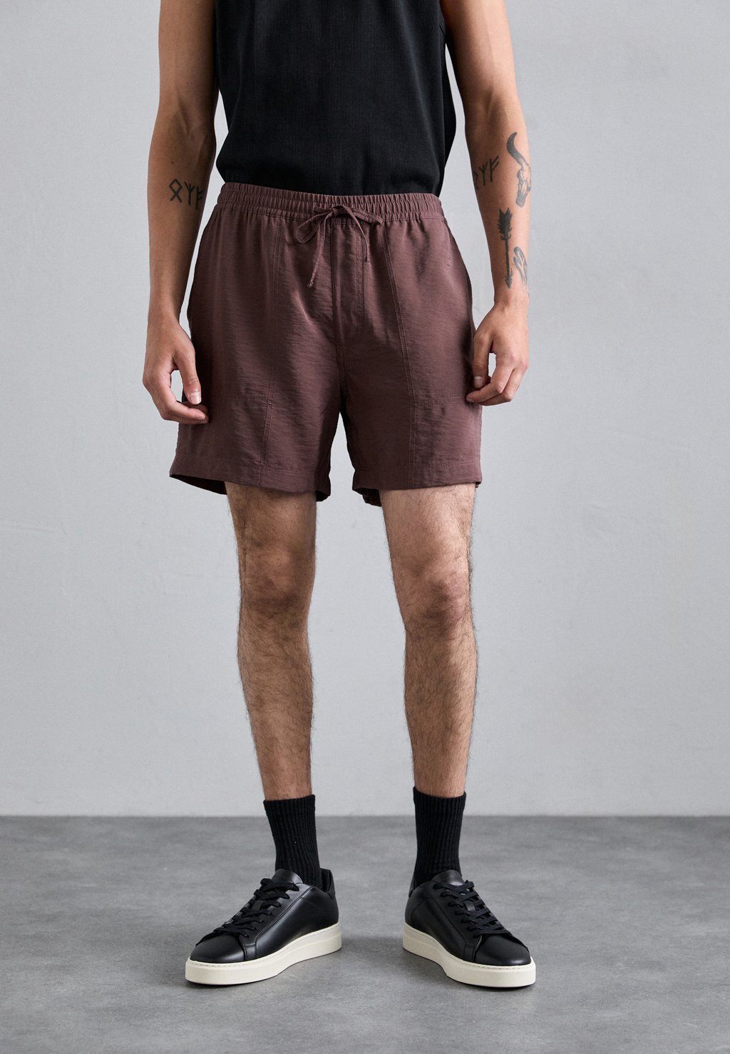 Шорты RYDER NN.07, коричневый
Шорты RYDER NN.07, коричневый