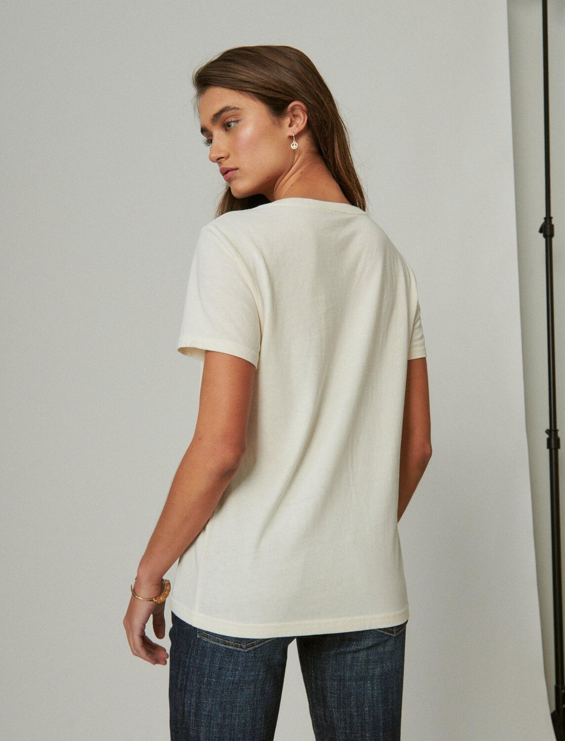 Женская футболка Lucky Brand Happy Days Is Beer Again, белый
Женская футболка Lucky Brand Happy Days Is Beer Again, белый