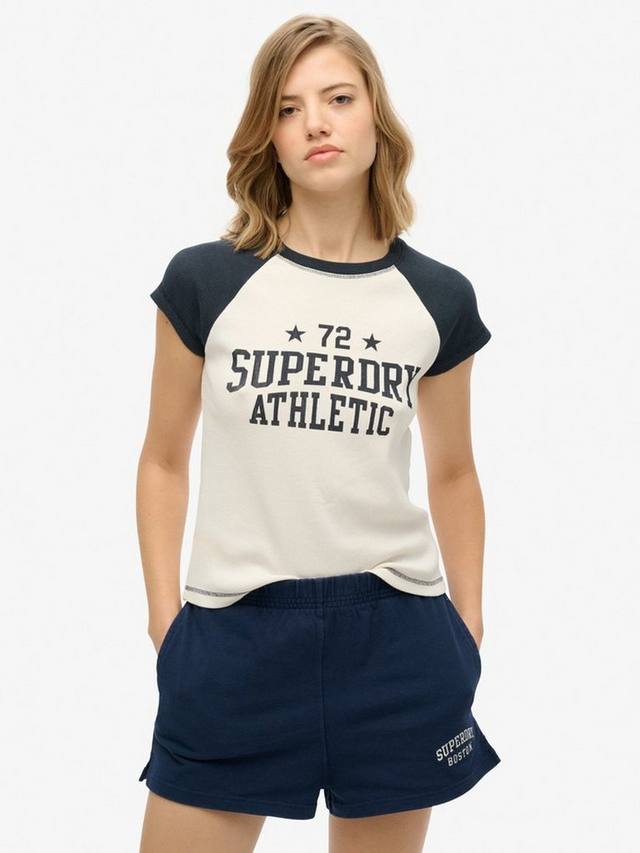 Футболка с регланными короткими рукавами Athletic Essentials Superdry, Off White/Enforcer Blue
Футболка с регланными короткими рукавами Athletic Essentials Superdry, Off White/Enforcer Blue