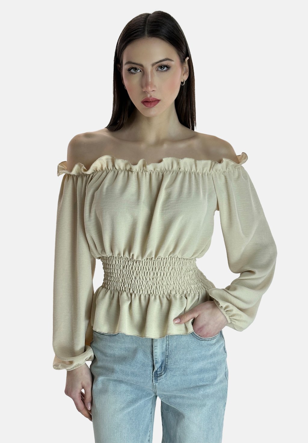 Блуза Elara, бежевый
Блуза Elara, бежевый