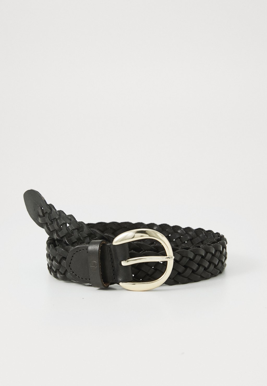 Плетеный пояс Tamaris, черный
Плетеный пояс Tamaris, черный