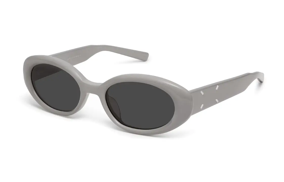 Овальные солнцезащитные очки женские серые GENTLE MONSTER
Овальные солнцезащитные очки женские серые GENTLE MONSTER