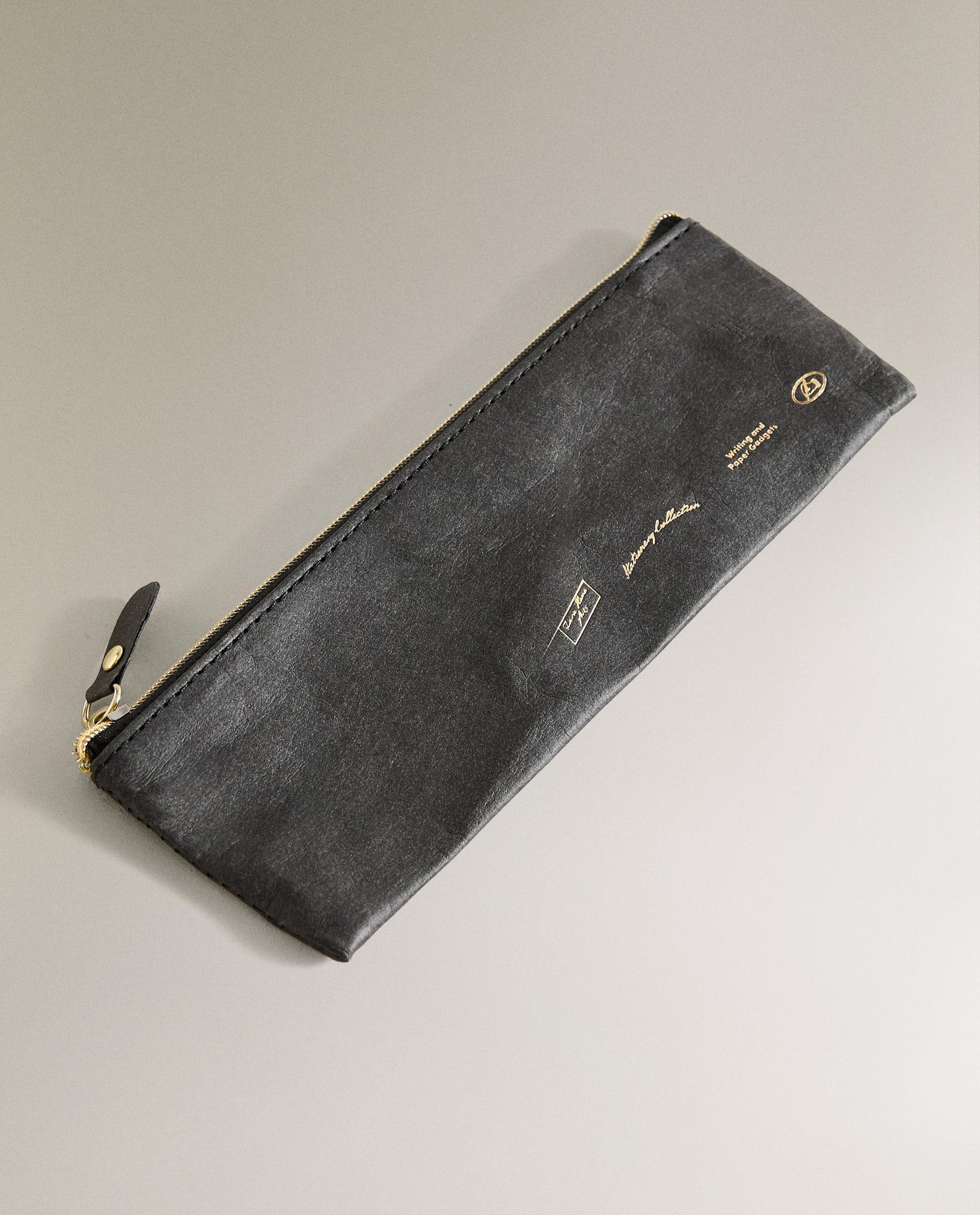 Пенал Zara Home Paper Pencil Case на молнии, черный
Пенал Zara Home Paper Pencil Case на молнии, черный