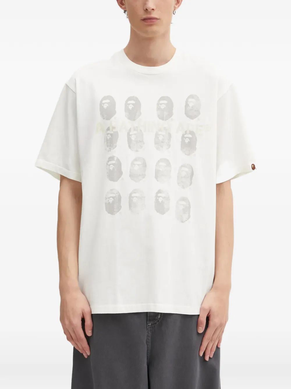 Футболка с принтом логотипа и окрашенная в готовом виде A BATHING APE, бежевый
Футболка с принтом логотипа и окрашенная в готовом виде A BATHING APE, бежевый