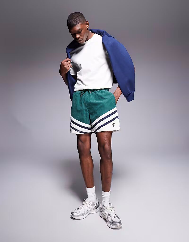 Шорты с логотипом Alma De Ace в зеленом цвете
Шорты с логотипом Alma De Ace в зеленом цвете