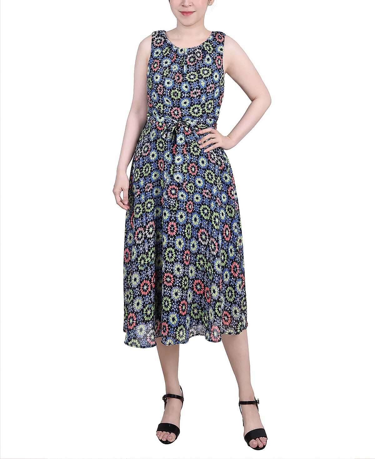 Миниатюрное шифоновое платье без рукавов с поясом NY Collection, мульти
Миниатюрное шифоновое платье без рукавов с поясом NY Collection, мульти