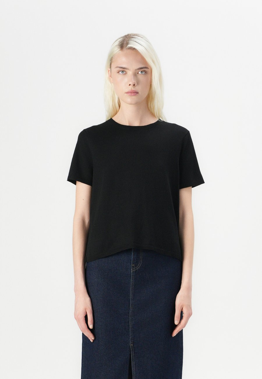 Джемпер JDY JDYBODIL O NECK PULLOVER, Black
Джемпер JDY JDYBODIL O NECK PULLOVER, Black