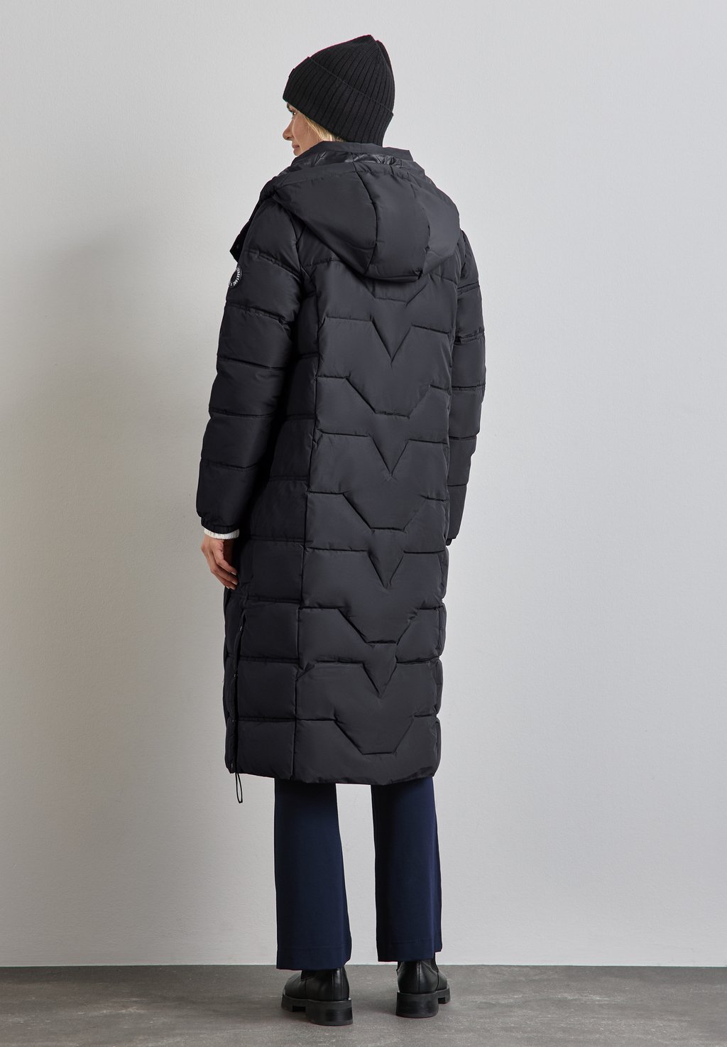 Зимнее пальто GEFÜTTERTE TEFLON Street One, синий
Зимнее пальто GEFÜTTERTE TEFLON Street One, синий