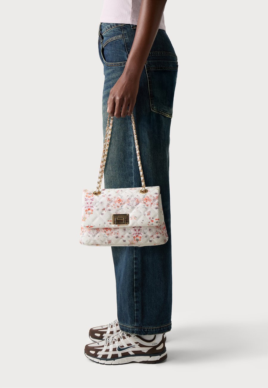 Сумка кросс-боди ALDO DEVAEVER, Other Miscellaneous/Multi-Coloured
Сумка кросс-боди ALDO DEVAEVER, Other Miscellaneous/Multi-Coloured