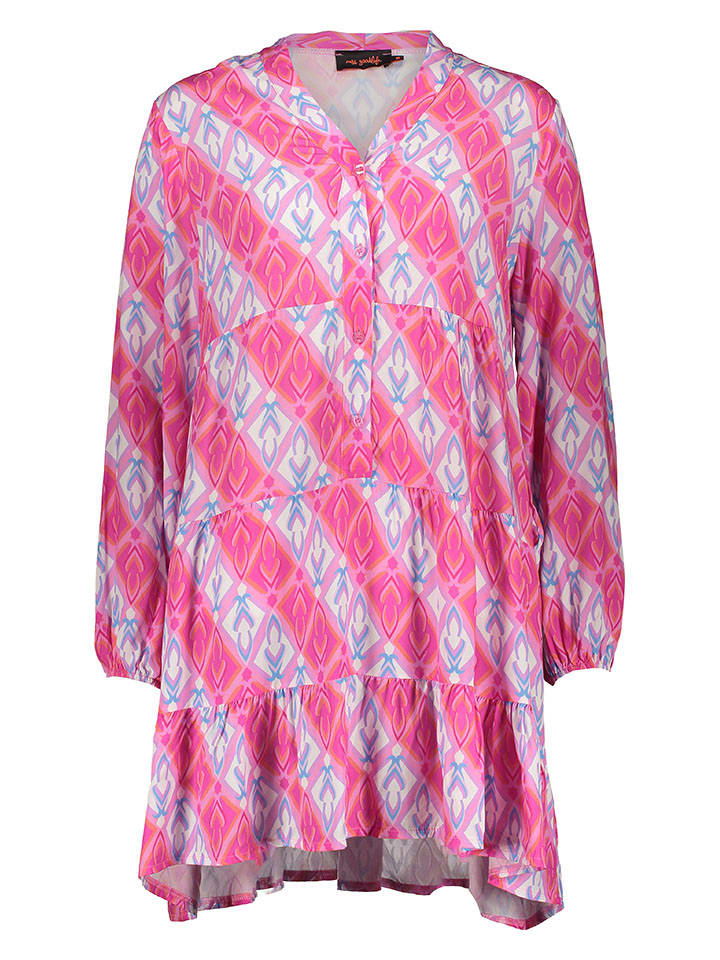 Платье до колена miss goodlife
Платье до колена miss goodlife