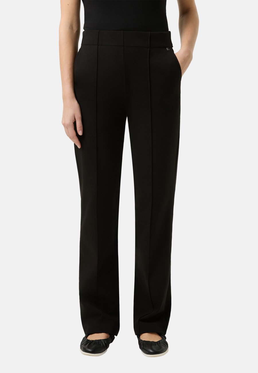 Брюки Bogner BELLA, Schwarz/Black
Брюки Bogner BELLA, Schwarz/Black