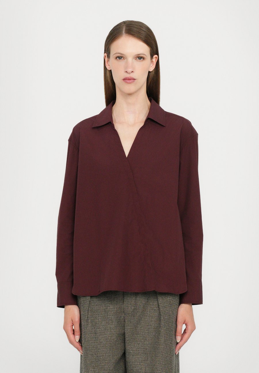 Блуза CLOSED ASYMMETRIC SHIRT, Dark Raisin Red/Dark Red
Блуза CLOSED ASYMMETRIC SHIRT, Dark Raisin Red/Dark Red