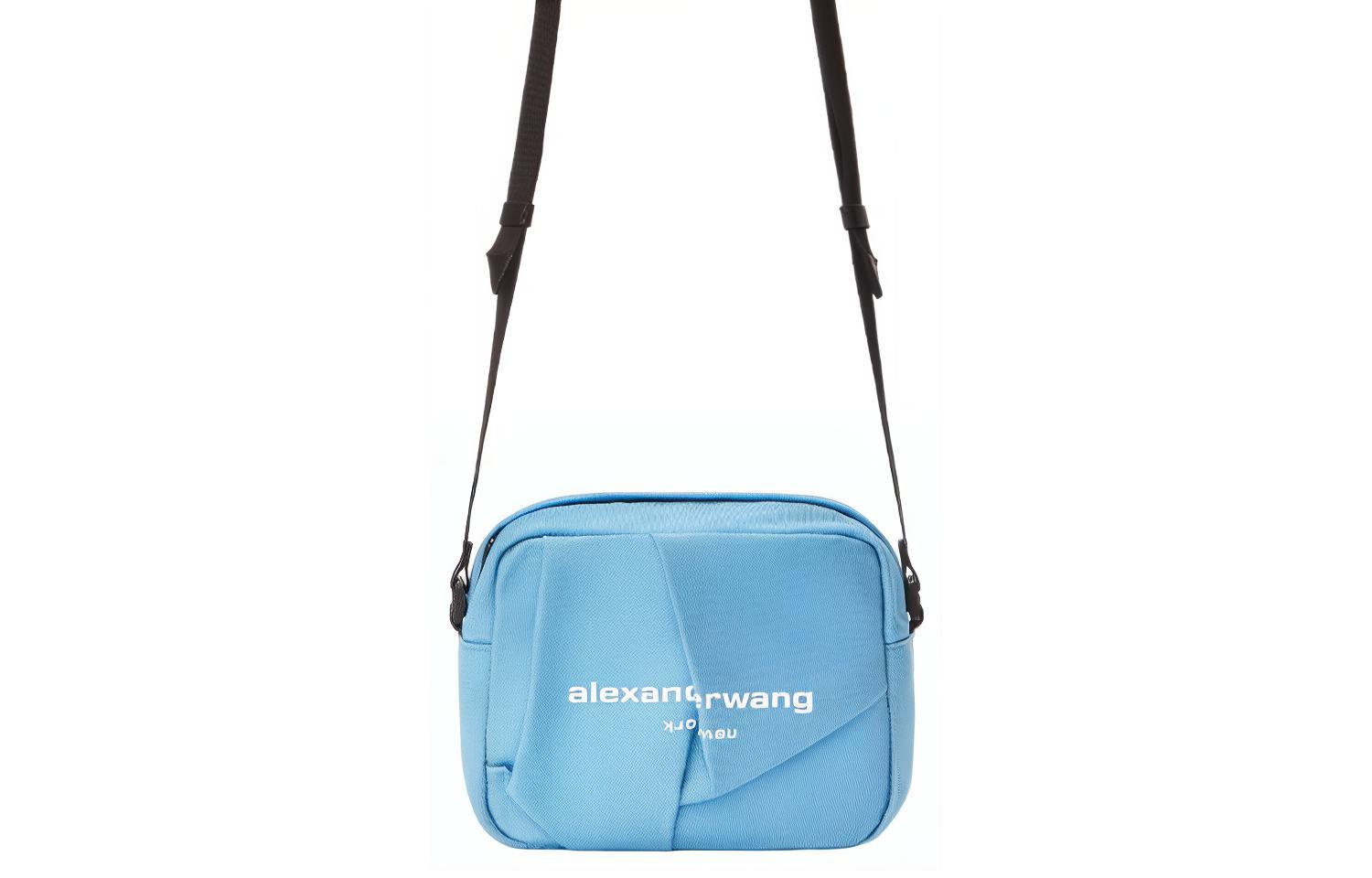 Сумка для фотоаппарата с логотипом Wangsport Alexander Wang, Set (Bag+Dust Bag)
Сумка для фотоаппарата с логотипом Wangsport Alexander Wang, Set (Bag+Dust Bag)