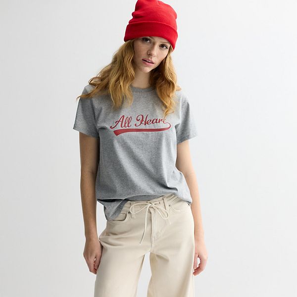 Женская хлопковая футболка с принтом Sonoma Goods For Life, Gray All Heart Graphic
Женская хлопковая футболка с принтом Sonoma Goods For Life, Gray All Heart Graphic