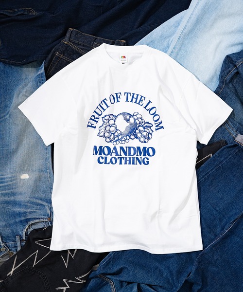 Футболка, коллаборация MAMC x Fruit of the Loom, белая
Футболка, коллаборация MAMC x Fruit of the Loom, белая