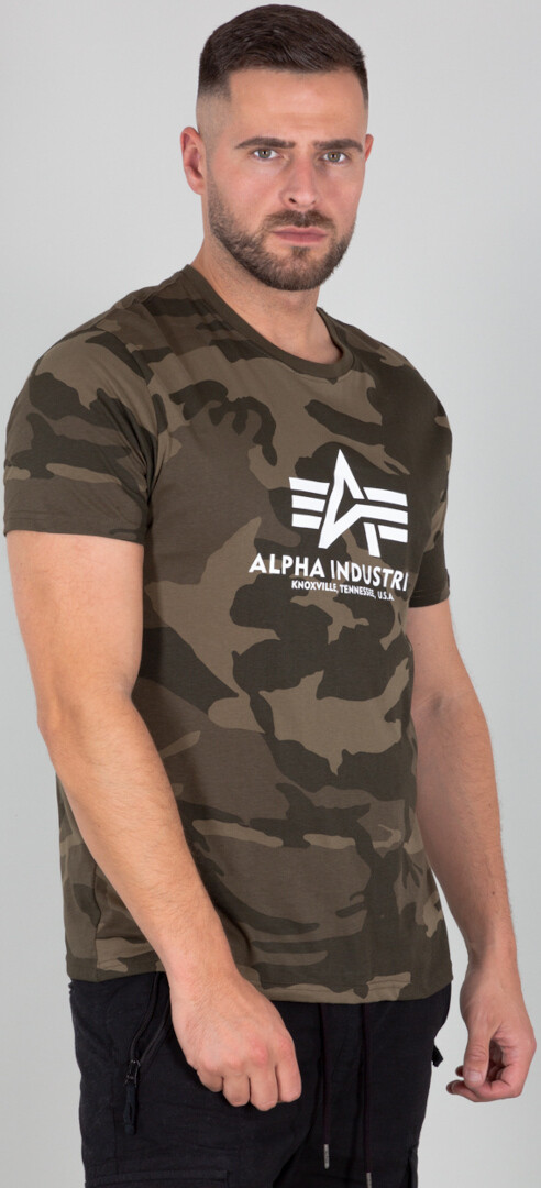 Футболка Alpha Industries Basic Camo, оливковая 
Футболка Alpha Industries Basic Camo, оливковая