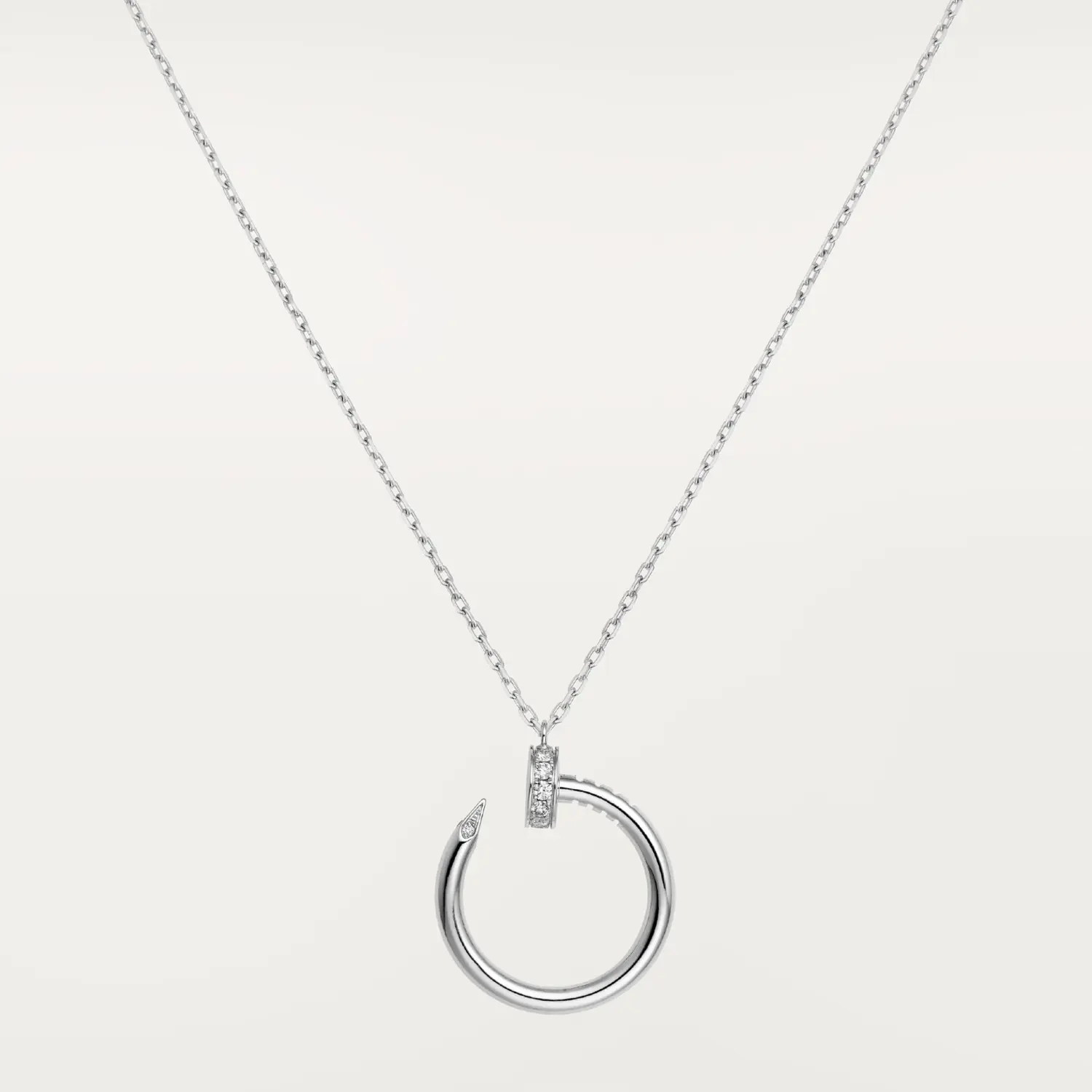 Колье Cartier Juste un Clou, 38-42 см, белое золото/бриллианты
Колье Cartier Juste un Clou, 38-42 см, белое золото/бриллианты