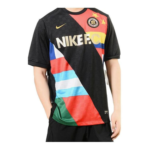 Футболка Nike FC Flag T-Shirts 'Black', черный 
Футболка Nike FC Flag T-Shirts 'Black', черный