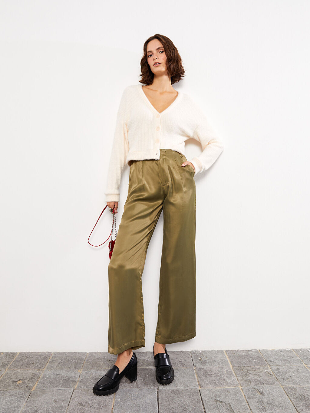 Прямые атласные женские брюки стандартного кроя LCW Casual, Коричневый, Прямые атласные женские брюки стандартного кроя LCW Casual
Прямые атласные женские брюки стандартного кроя LCW Casual, Коричневый, Прямые атласные женские брюки стандартного кроя LCW Casual