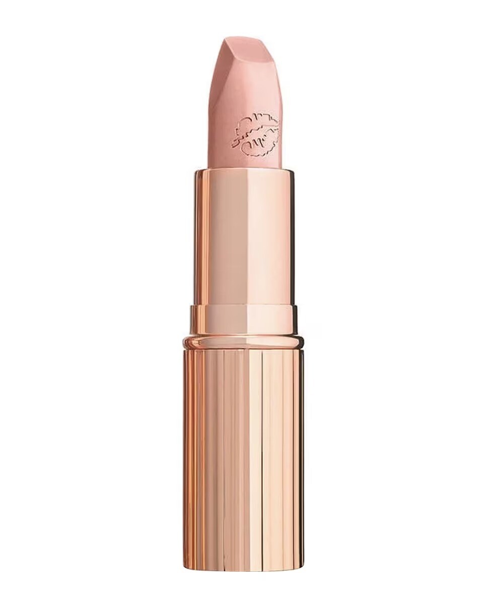 Губная помада Charlotte Tilbury Hot Lips List, оттенок Kim K.W
Губная помада Charlotte Tilbury Hot Lips List, оттенок Kim K.W