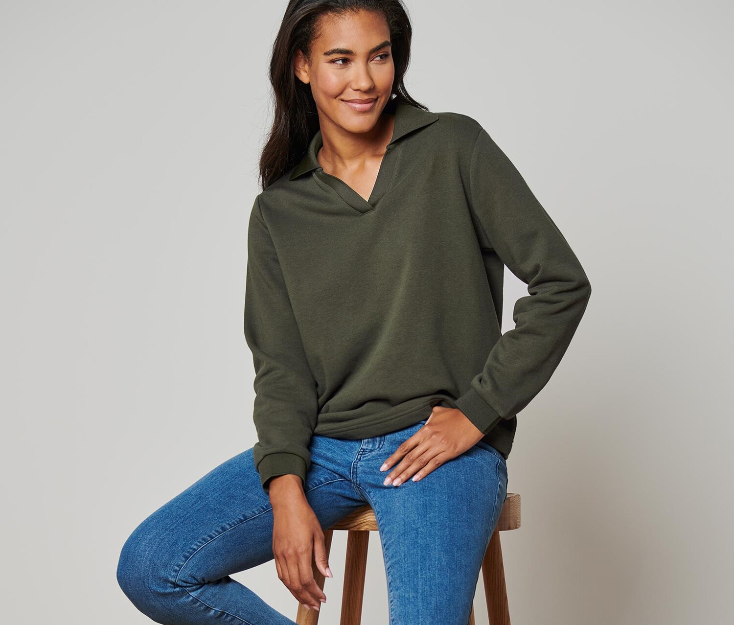 Толстовка с воротником-поло Tchibo, темно-оливково-зеленый
Толстовка с воротником-поло Tchibo, темно-оливково-зеленый