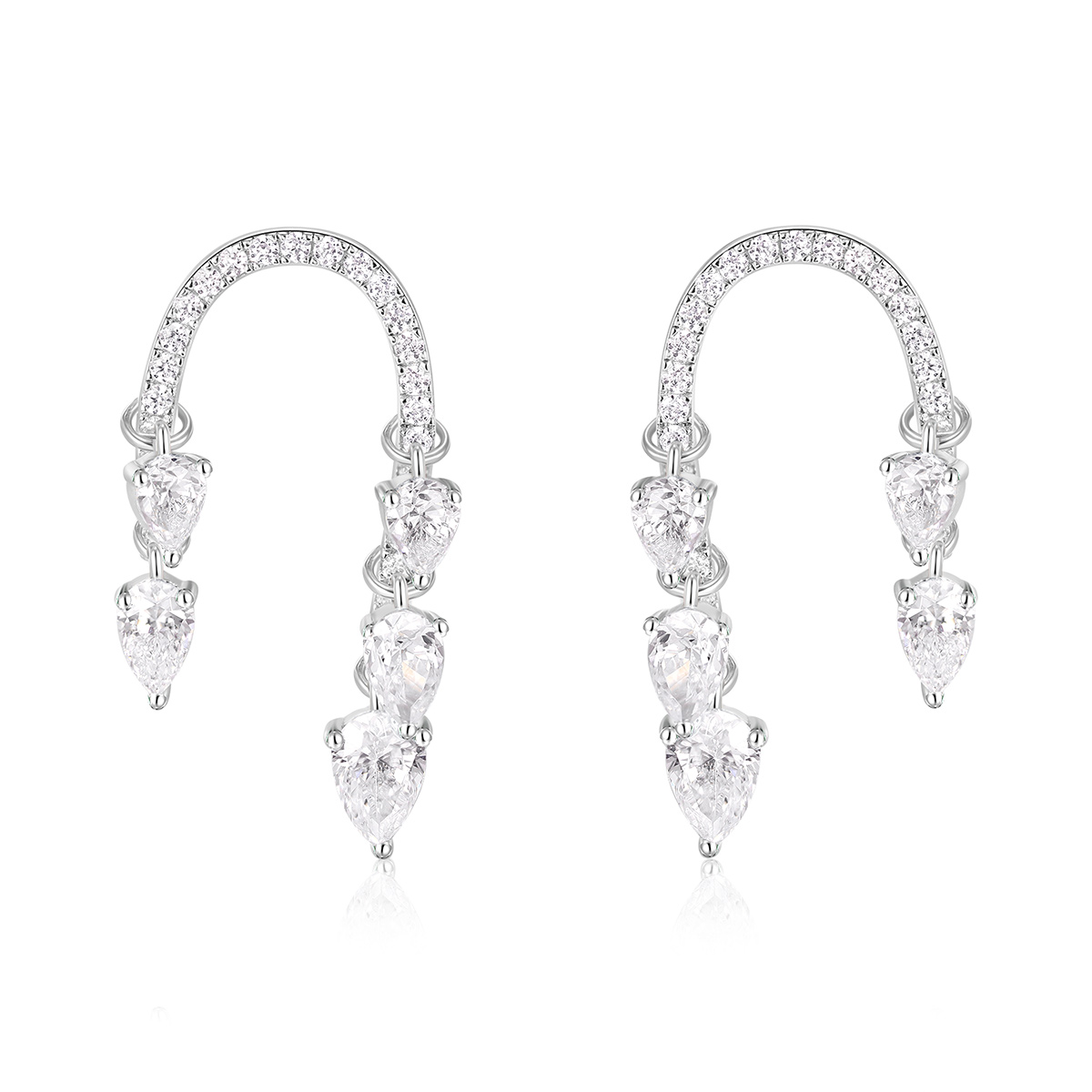 Apm Monaco Серьги Zircon 925 Silver для женщин
Apm Monaco Серьги Zircon 925 Silver для женщин