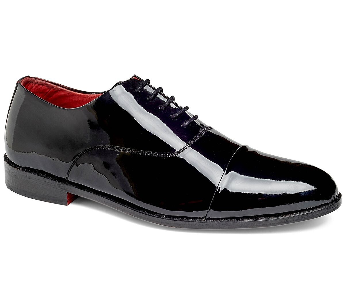 Мужские модельные туфли из лакированной кожи в смокинге cap-toe oxford Carlos by Carlos Santana, черный 
Мужские модельные туфли из лакированной кожи в смокинге cap-toe oxford Carlos by Carlos Santana, черный