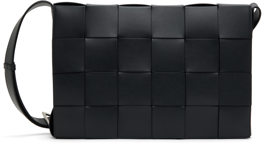 Черная большая сумка-кассета Bottega Veneta, цвет Ardoise/Silver
Черная большая сумка-кассета Bottega Veneta, цвет Ardoise/Silver