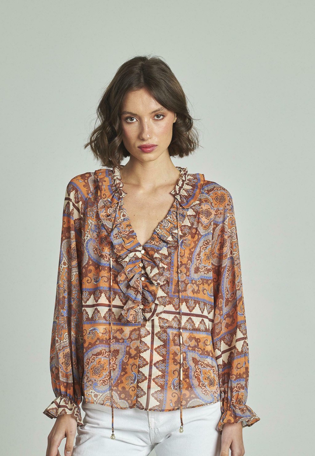 Блуза VOLANTES Alma en Pena, коричневый
Блуза VOLANTES Alma en Pena, коричневый