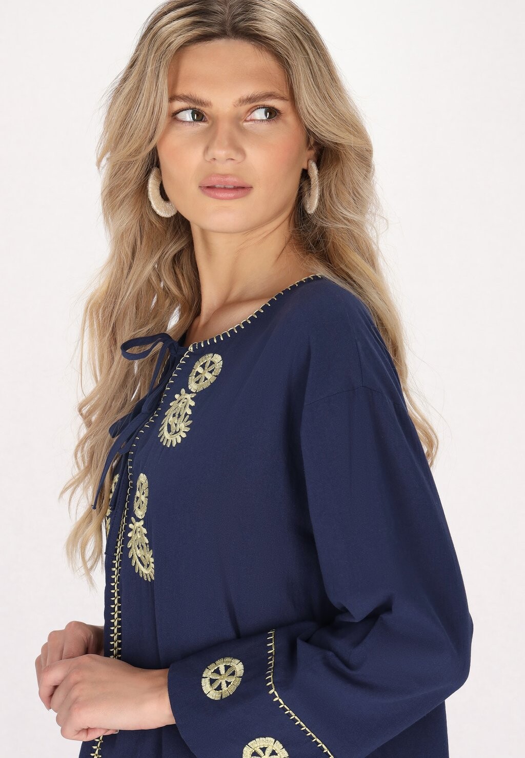 Блуза usha, темно-синий
Блуза usha, темно-синий