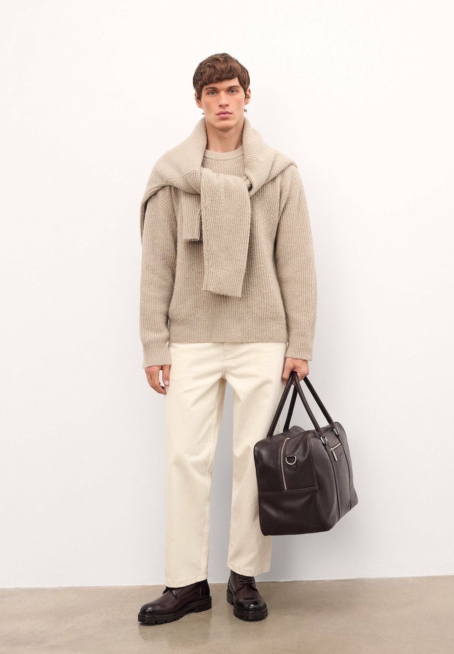 Ботинки Kazar REMIGGIOS, Brown
Ботинки Kazar REMIGGIOS, Brown