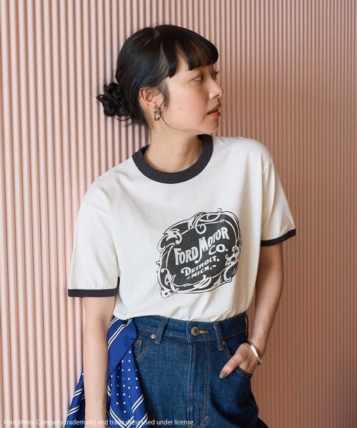 FREAK'S STORE Футболка с контрастной окантовкой Ford Ringer, угольно-серая
FREAK'S STORE Футболка с контрастной окантовкой Ford Ringer, угольно-серая