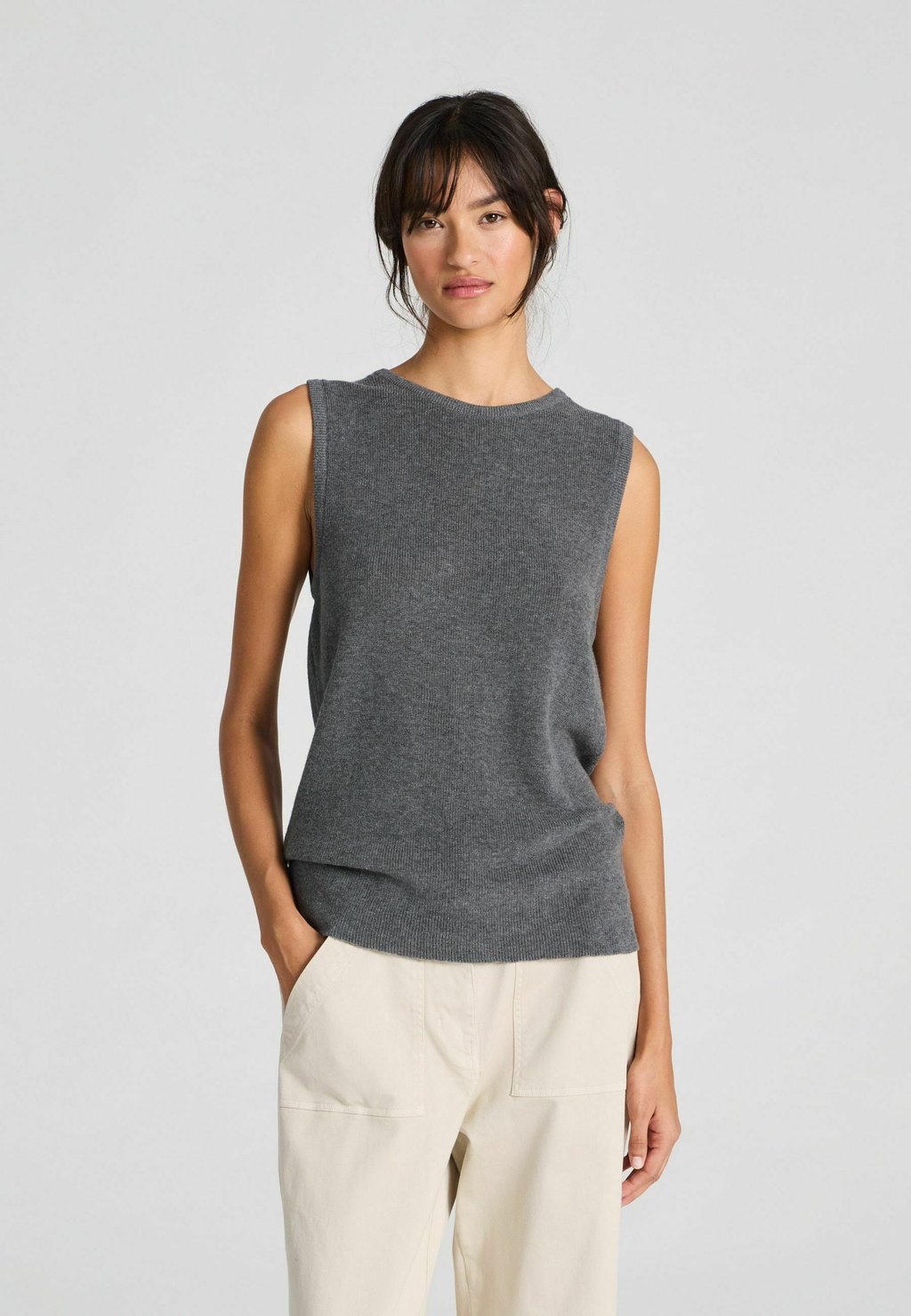 Топ SOFIE GAI+LISVA, темно-серый
Топ SOFIE GAI+LISVA, темно-серый