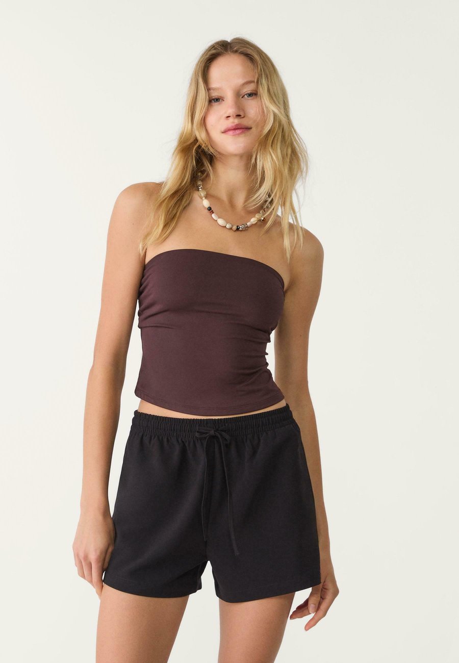 Шорты Stradivarius WITH ELASTICATED WAISTBAND, Black
Шорты Stradivarius WITH ELASTICATED WAISTBAND, Black