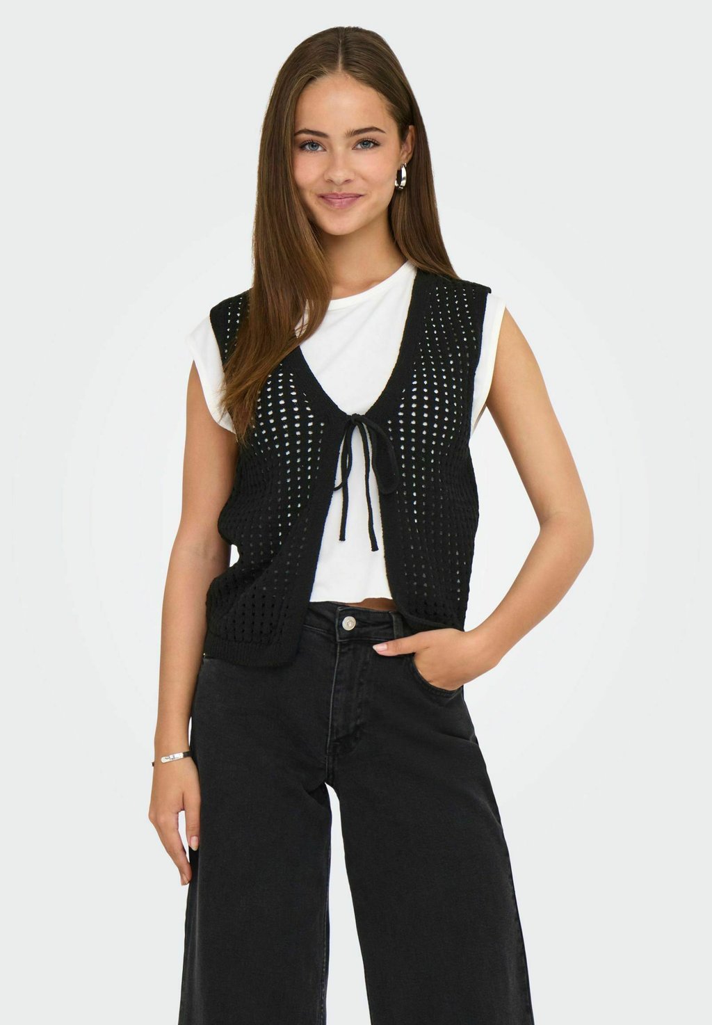 Жилет ONLANNASOFIA ONLY, черный
Жилет ONLANNASOFIA ONLY, черный