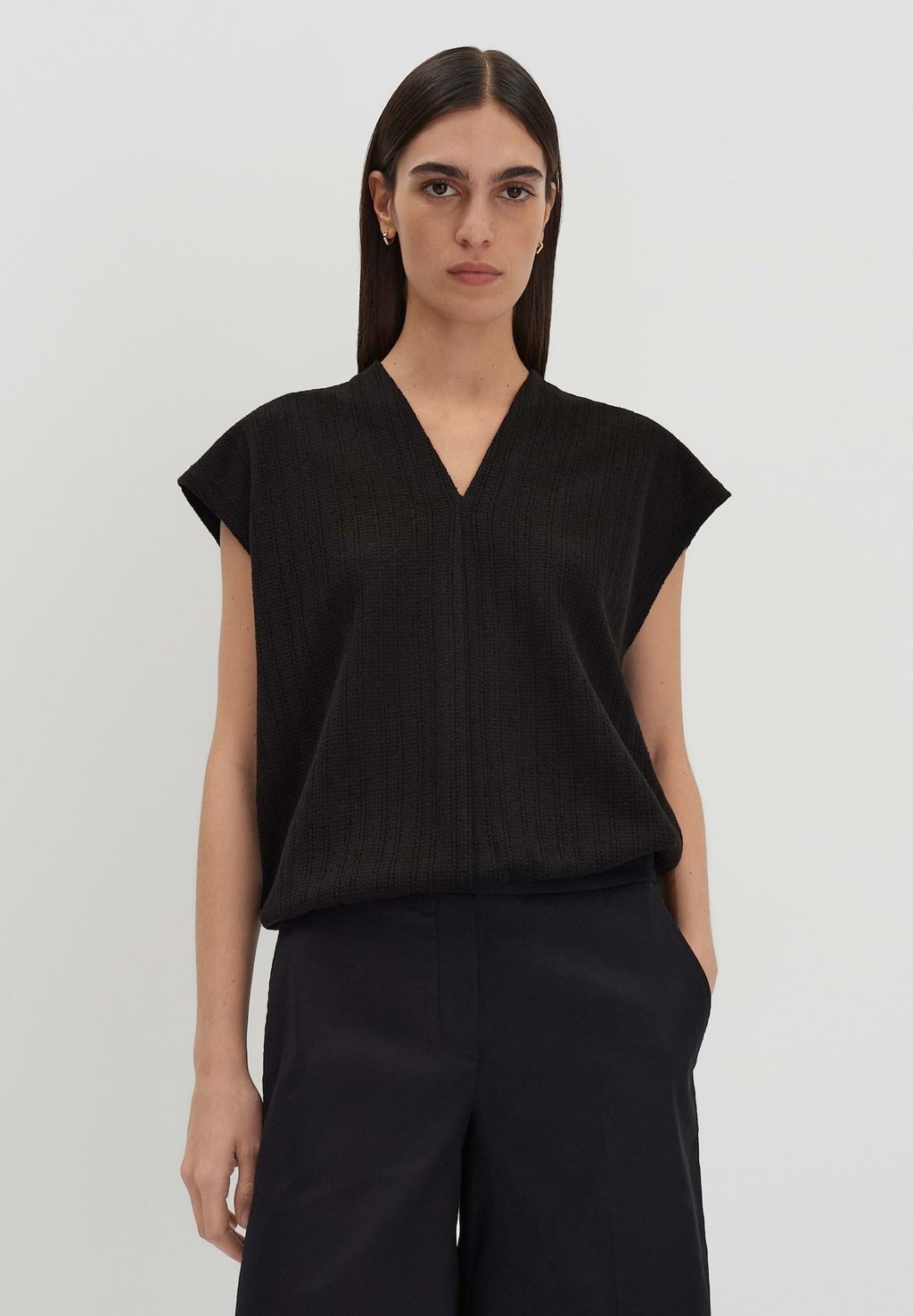 Базовая футболка REGULAR FIT someday., черный 
Базовая футболка REGULAR FIT someday., черный