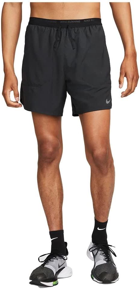 Мужские шорты для бега Nike Stride Dri-FIT 7 дюймов 2-в-1, Black/Black/Black/Reflective Silver
Мужские шорты для бега Nike Stride Dri-FIT 7 дюймов 2-в-1, Black/Black/Black/Reflective Silver