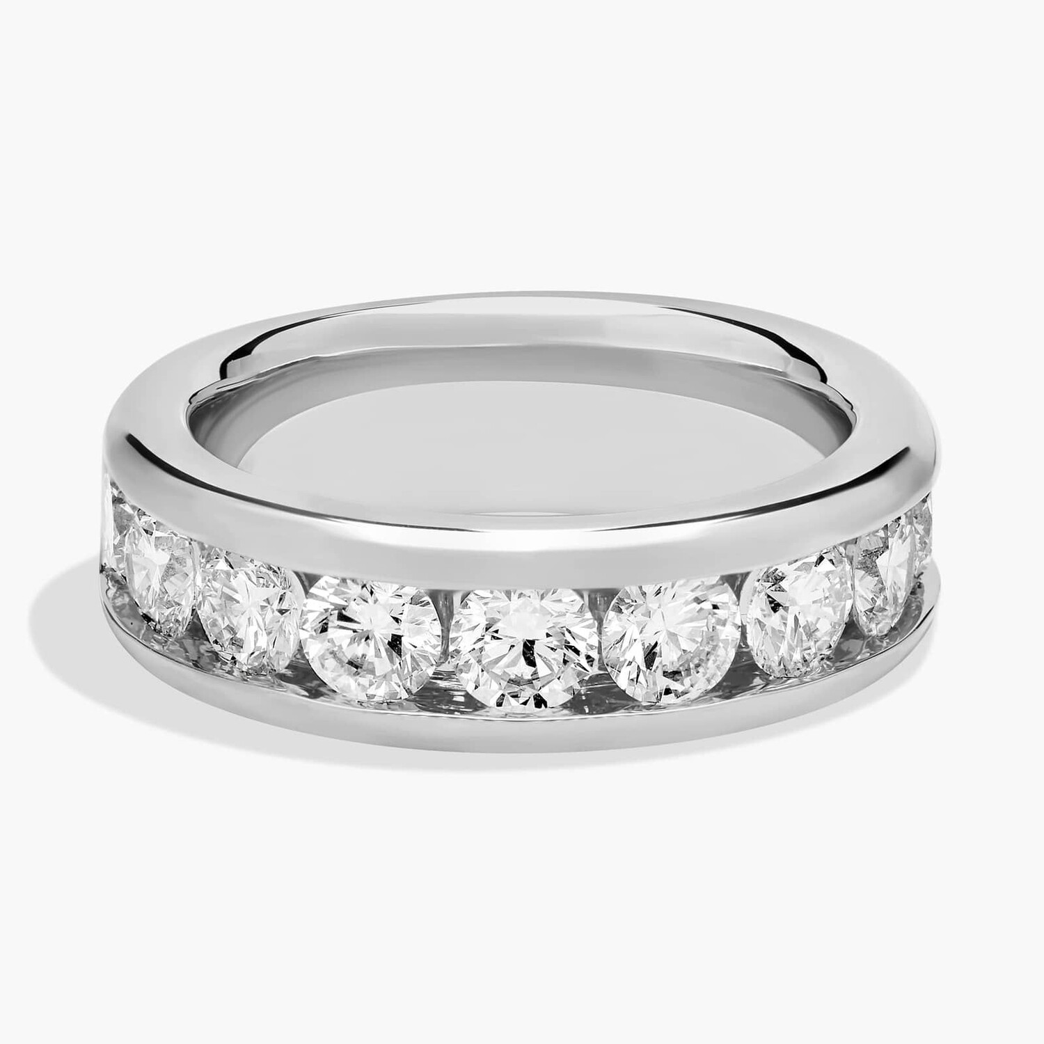 Кольцо с выращенными в лаборатории бриллиантами в канальной оправе из 14-каратного белого золота (2 карата, два карата - FG / VS2-SI1) Blue Nile
Кольцо с выращенными в лаборатории бриллиантами в канальной оправе из 14-каратного белого золота (2 карата, два карата - FG / VS2-SI1) Blue Nile