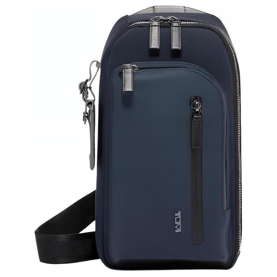 TUMI Нейлоновая поясная сумка с кожаными вставками
TUMI Нейлоновая поясная сумка с кожаными вставками